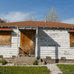 How to Handle an Abandoned Mobile Home In Texas