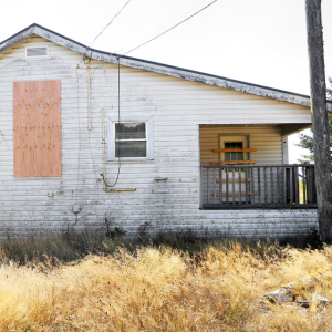 Steps to Take for an Abandoned Mobile Home In Texas