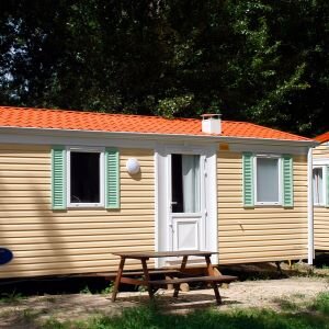 we buy old mobile home fast Texas