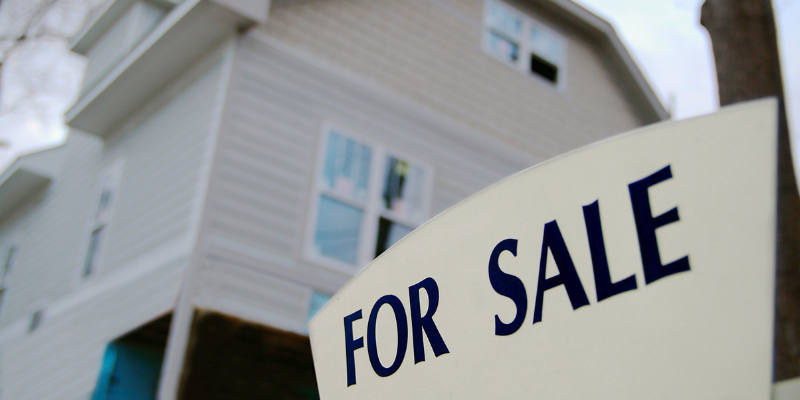 How to Handle Code Violations When Selling a Home in Panama City, Florida