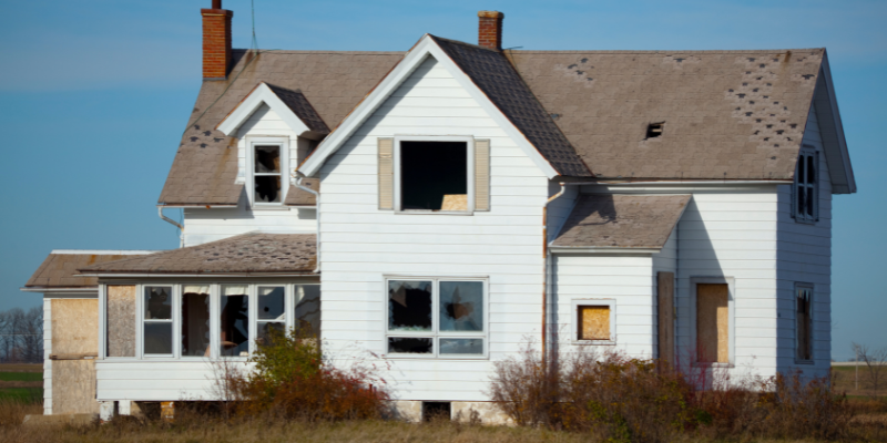 Selling a House That Needs Reparing in [market_city]