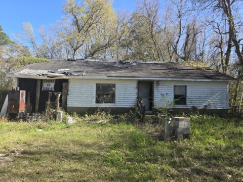 Great deal house for sale in Milton, Fl