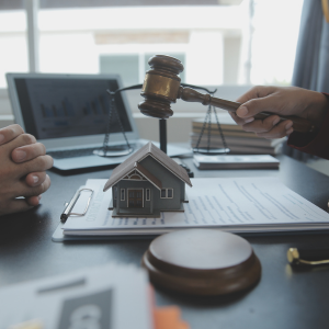 Can You Place a Lien on a House In Tennessee