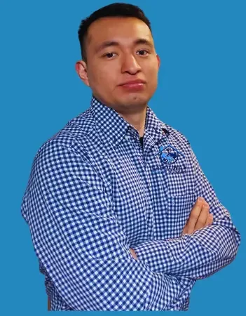 Manuel Roman, experienced real estate investor and manager of Carolinas House Buyers, providing quick and stress-free home selling solutions in , .