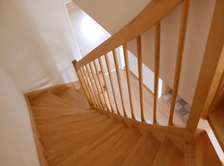 regulations on stairs when selling a house