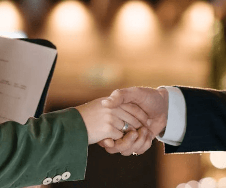 can an executor sell house without beneficiaries approving in Cape Coral