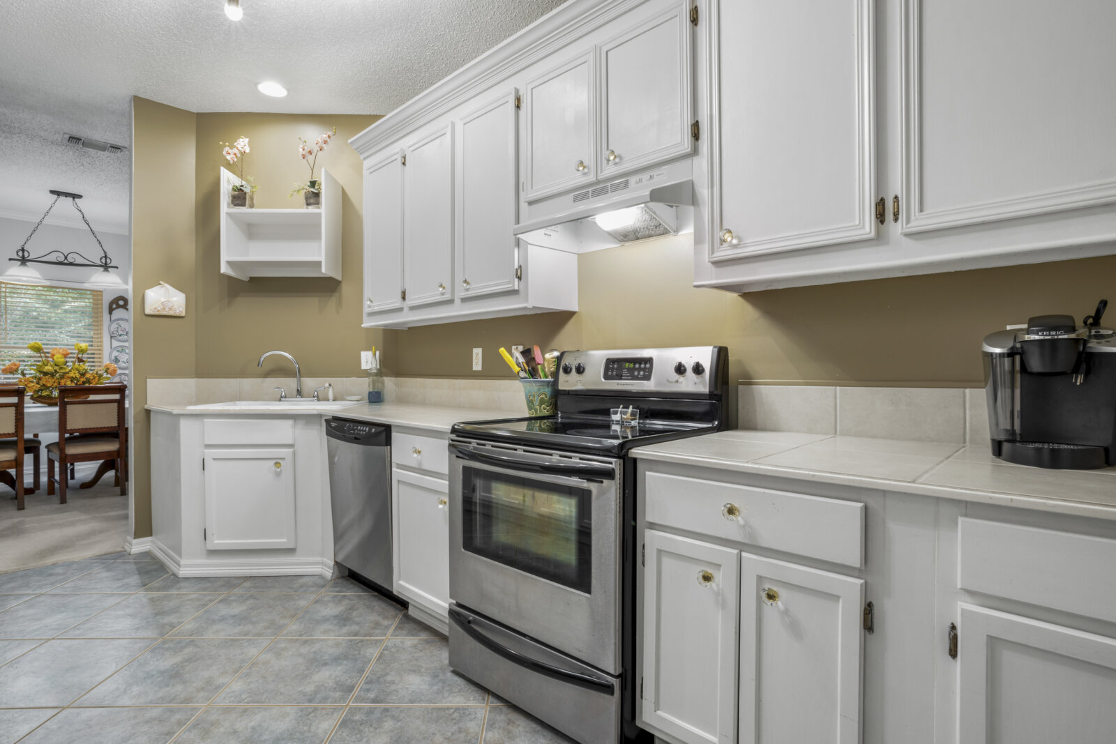 104 Canal St. Gulfport, MS.