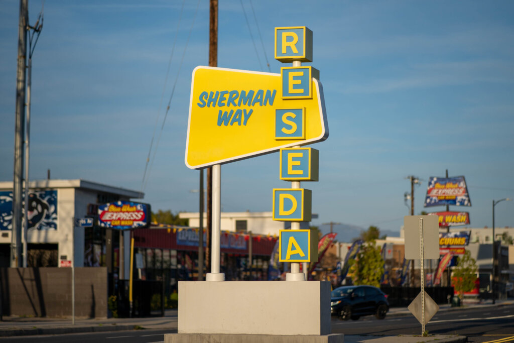 city-of-reseda-landmark