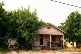 sell-house-old-fixer-lennox