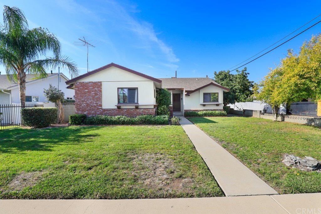 sell-house-fast-north-hills-fixer-house