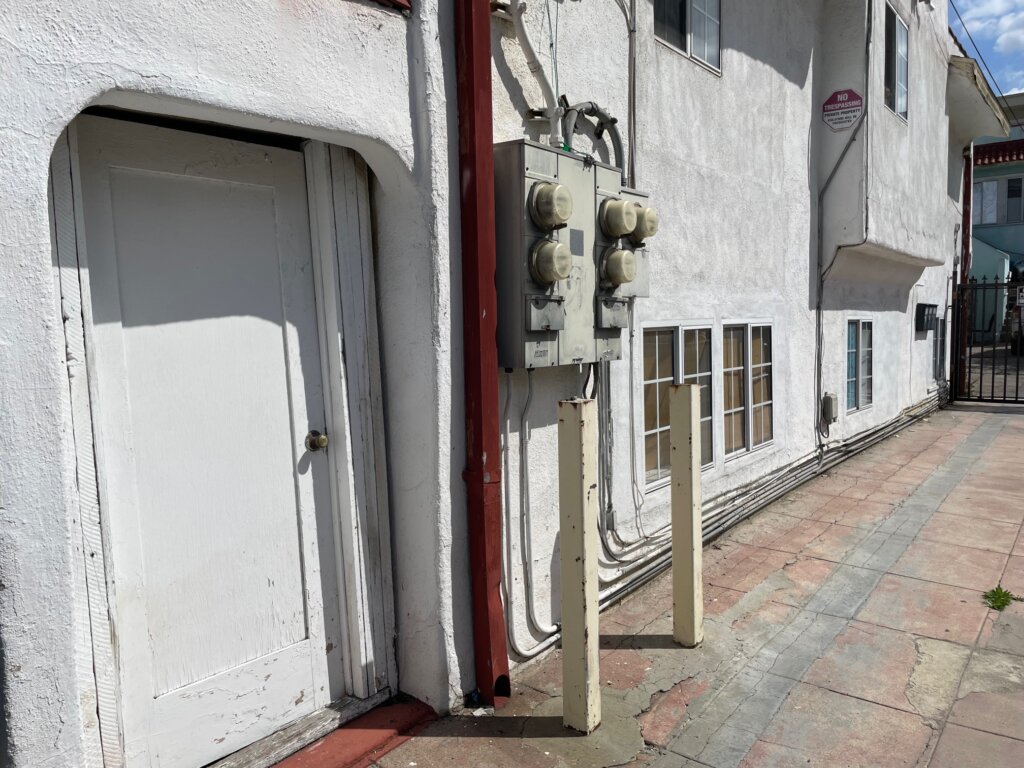 rental-property-east-hollywood