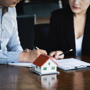 Strategies for Buying and Selling a Home at the Same Time Texas