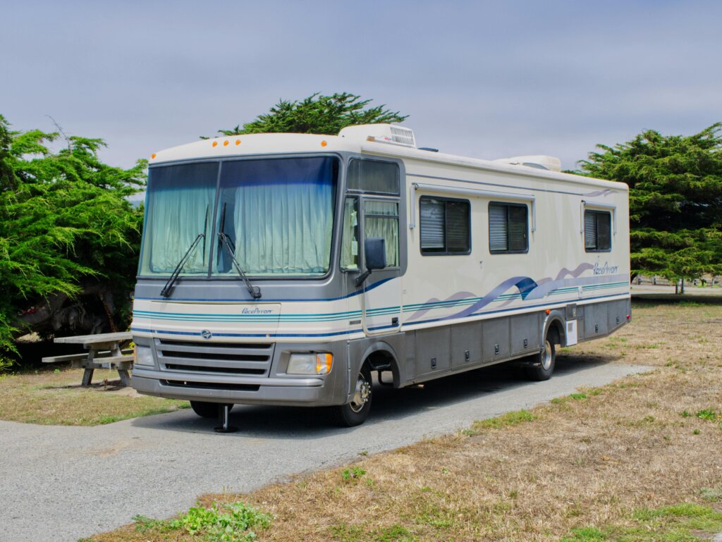 Who Buys Mobile Homes in Arizona