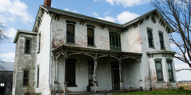 Selling a Home That Requires Repairs in Raleigh