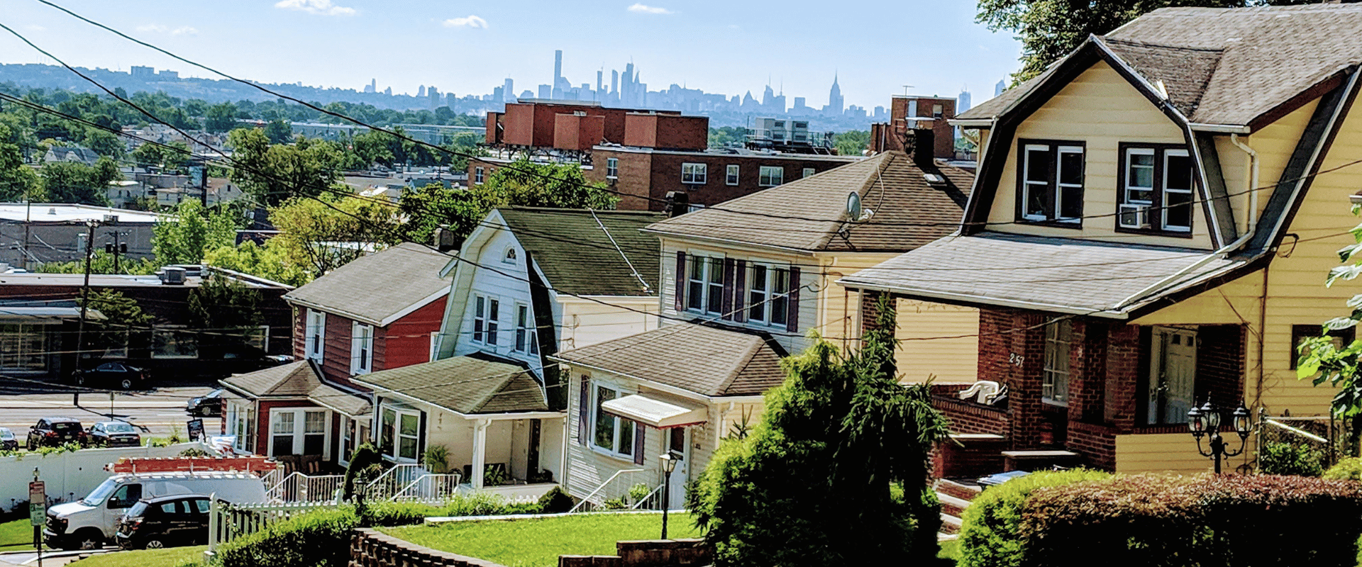 Cash home buyers helping New York sellers sell houses fast as-is (1)