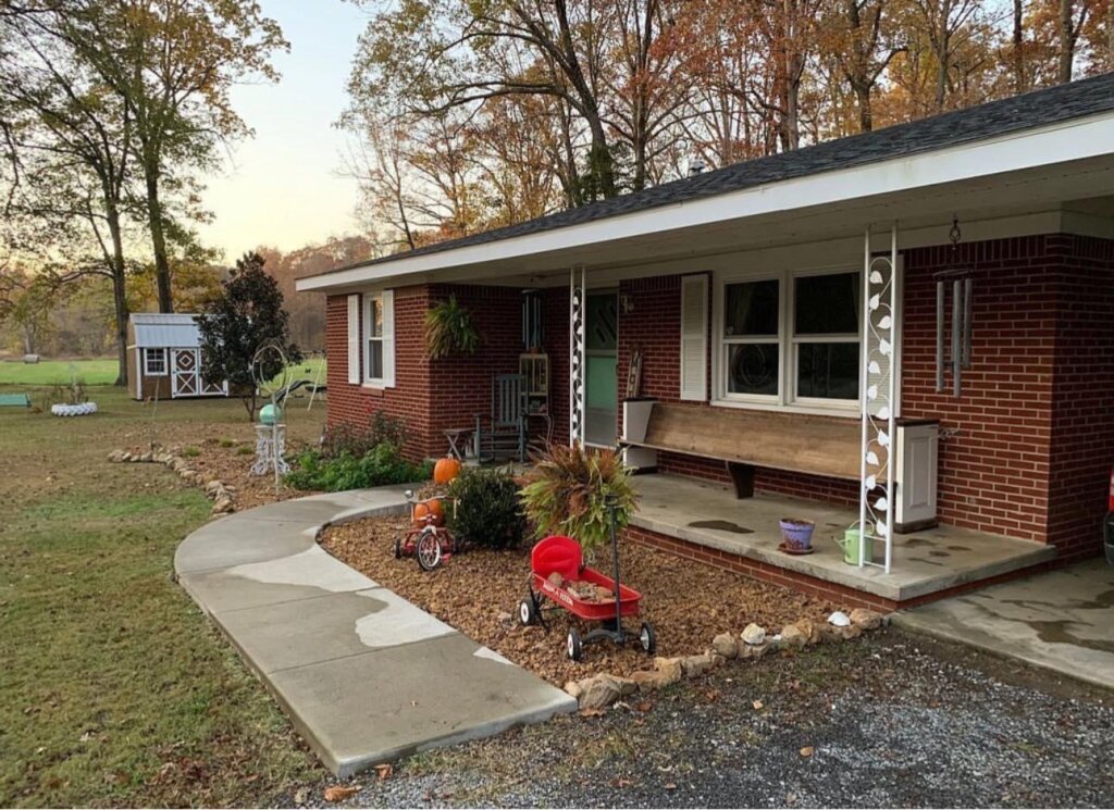 we buy houses like this in clarksville TN