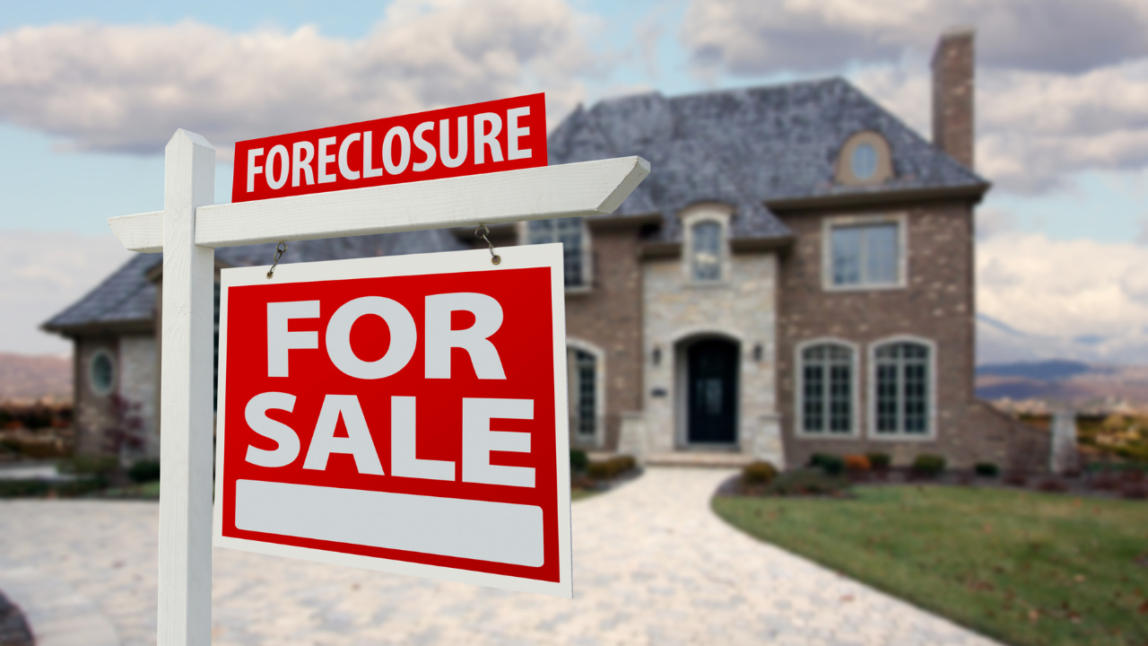 find foreclosures