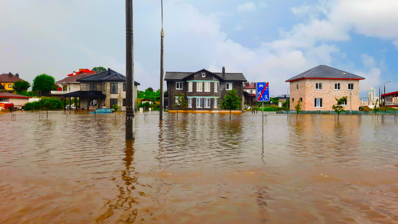 Flood damaged house Virginia Beach – Sell as-is for cash