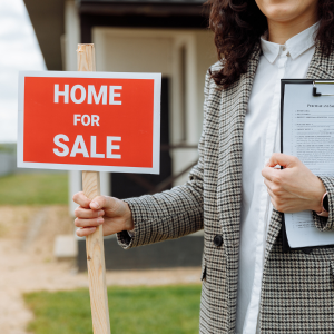 Can I sell my house at a price below its market value In Texas
