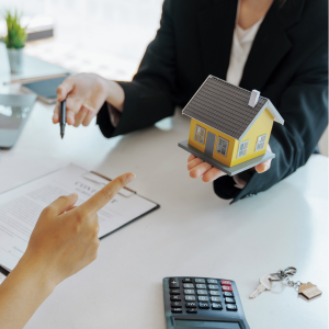 How Long Should I Live in a House Before Selling In Fort Worth