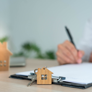 Does the Seller Handle Repairs After Closing in Fort Worth