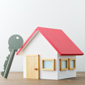 Renting Out a House While Selling in Texas