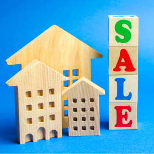 How to Manage Selling a House While Relocating In Texas