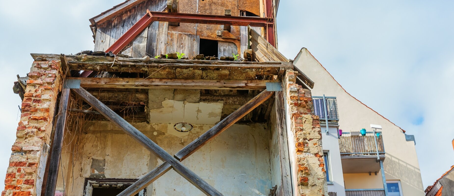 Selling a Condemned Home in Texas