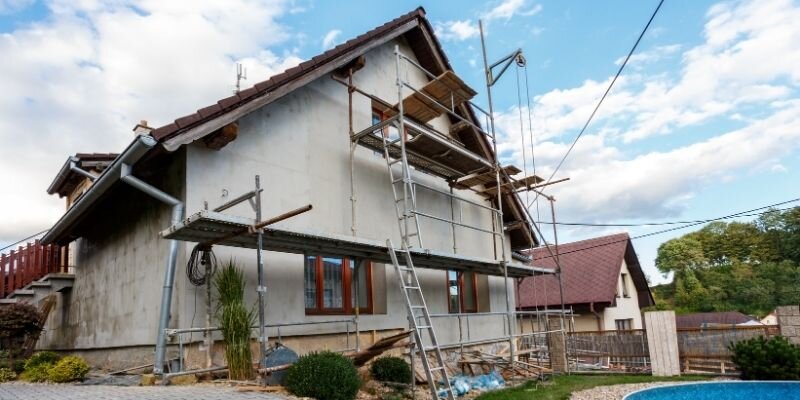 What If a House is Damaged Before Closing in Dallas