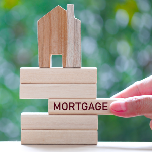 How Long May Seller Stay in House After Closing In Dallas