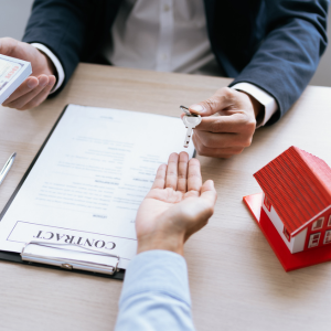 How to Sell a House With a Lien Oklahoma