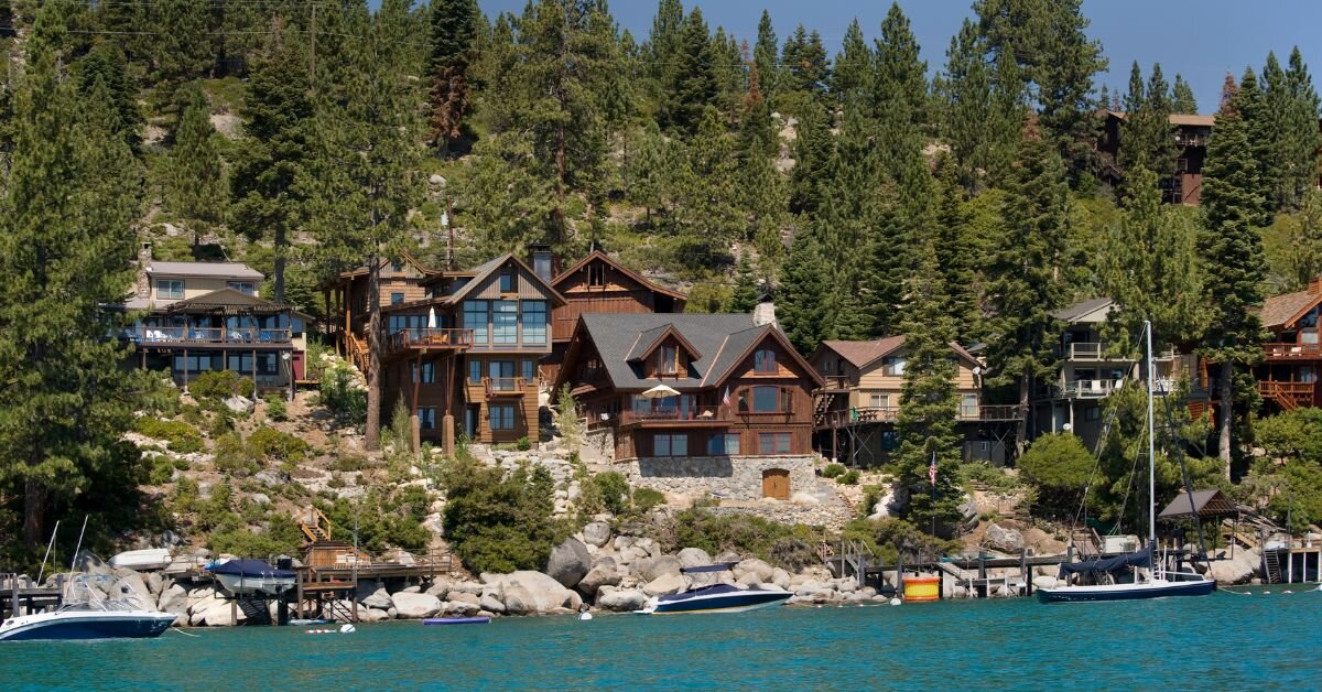 House with Waterfront View in Concord, CA