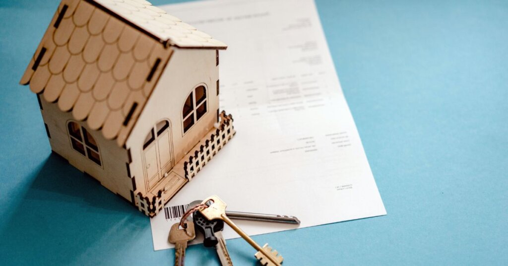 Essential Documents to Sell a House in California