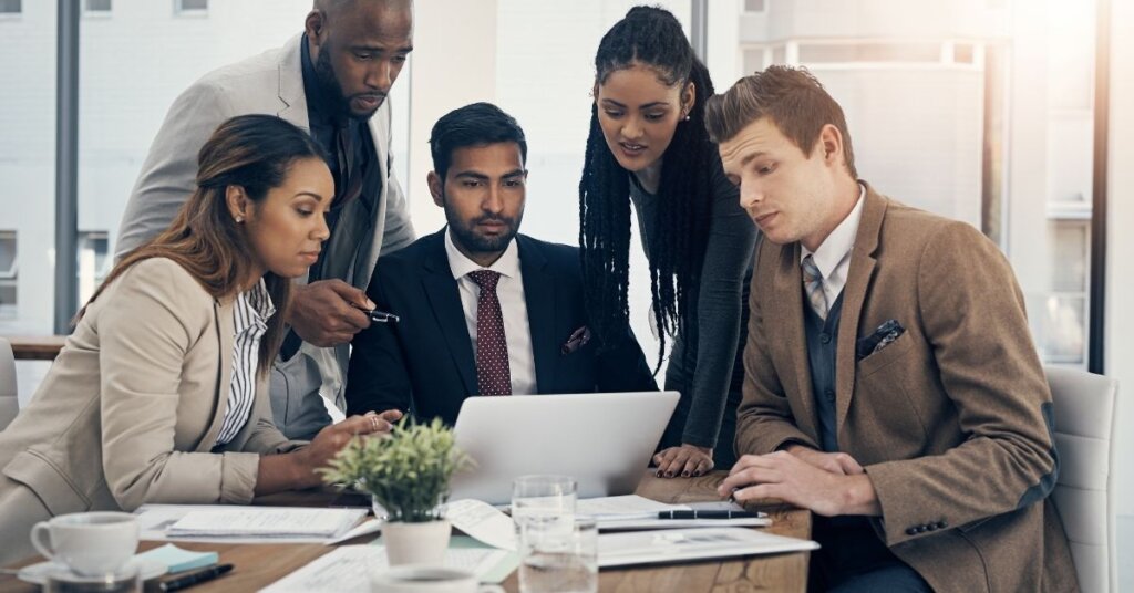 How Rising Interest Rates Affect Real Estate Investors in 2025