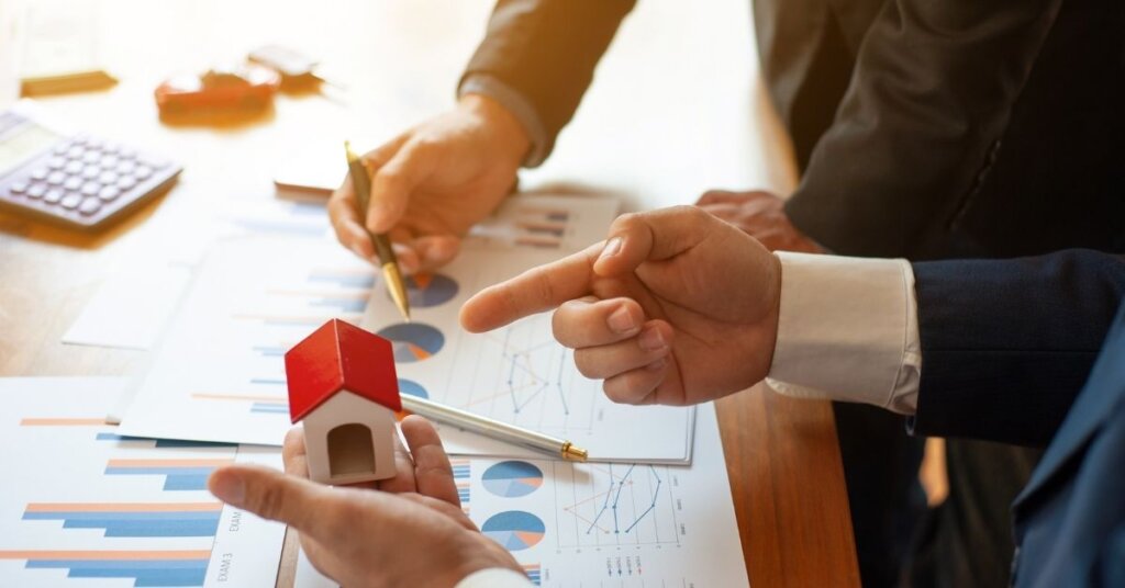 Strategies for Selling Property During High-Interest Periods