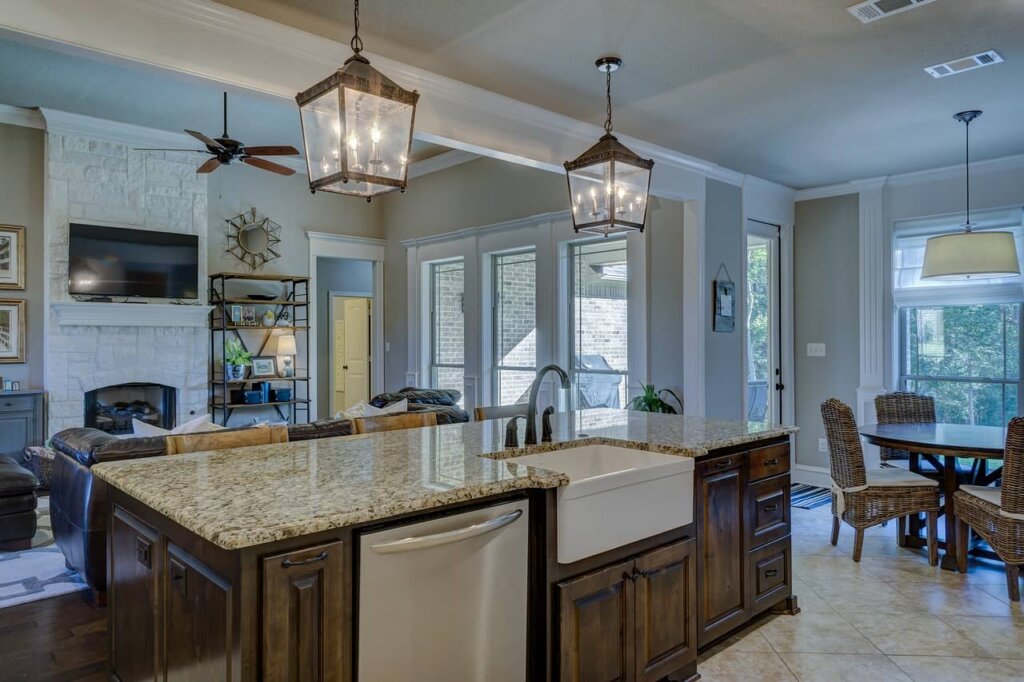 Factors to consider when trying to sell your home fast in Metro Detroit
