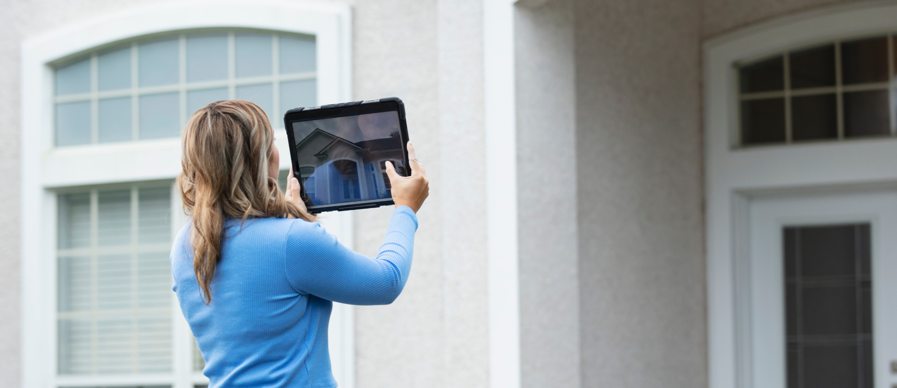 How to stage a house for photos in Minneapolis hero Twin Cities