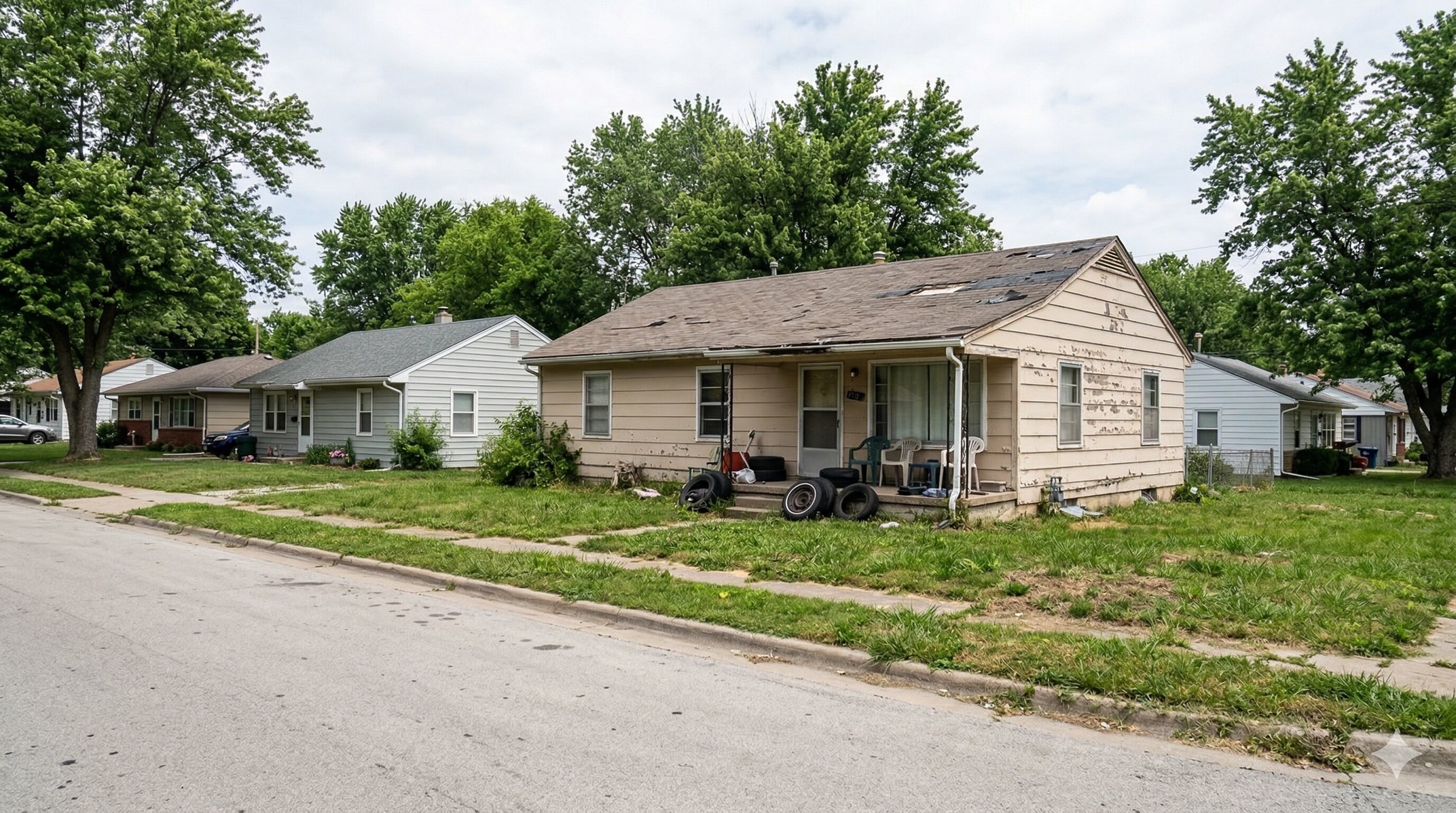 Realistic photo of a distressed home in Platte City Missouri