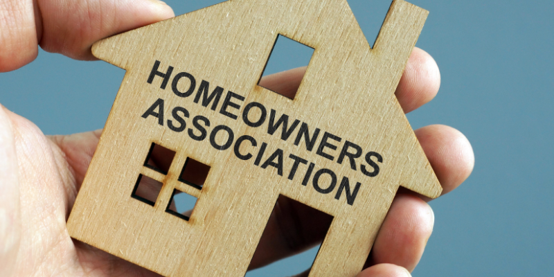Can a Homeowners Association Claim Your House Illinois