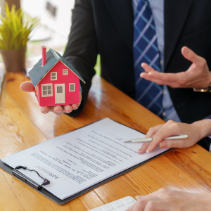 Selling real estate to a loved one in Chicago