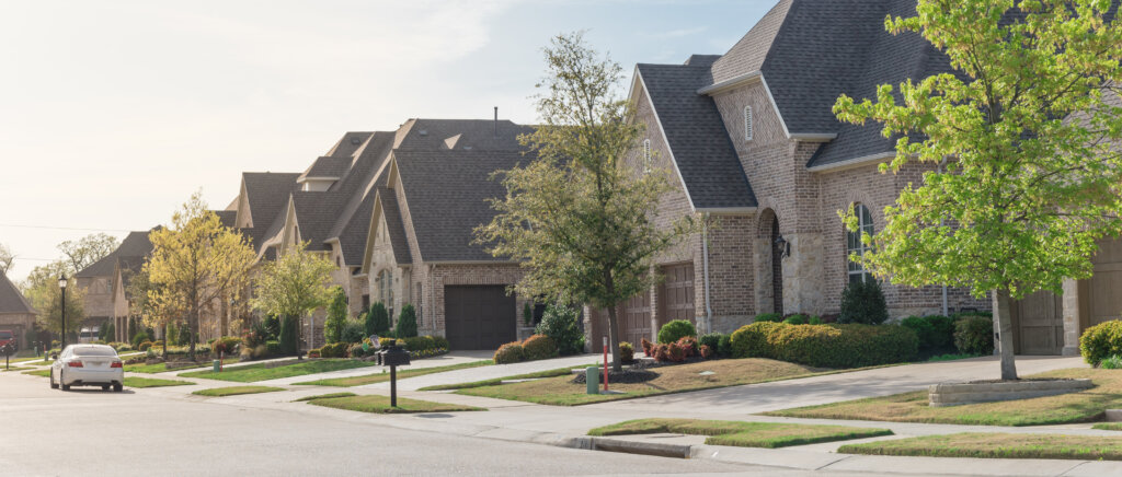 Upscale residential neighborhood in Virginia