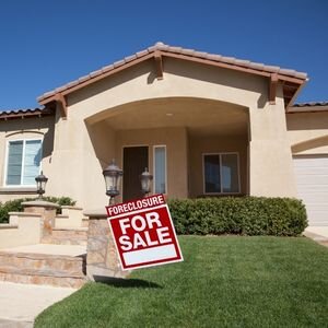 Selling a Property While Behind on Payments in Missouri