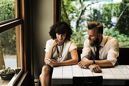 drinks-coffee-shop-business-deal-thumb-2