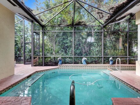 pool