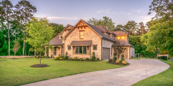 What Season Should You Sell Your Home in Hamilton