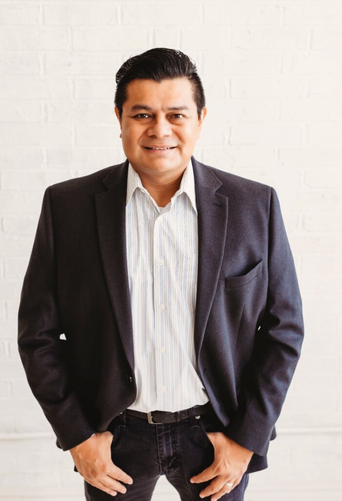 Jose Campos, real estate agent