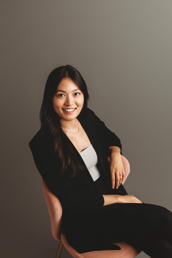Angela Kiang, real estate agent