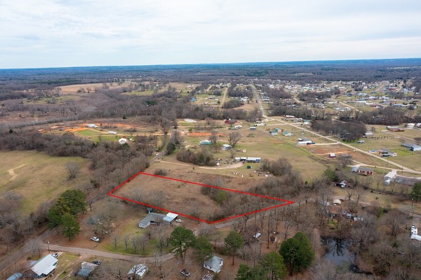 1.62 Ac land in Lake fork, all utilities available, Quitman, Tx, RV