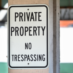 How to Sell a House With a Squatter in Washington