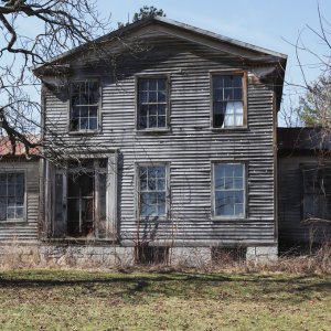 Guide to Selling a Condemned House in Washington